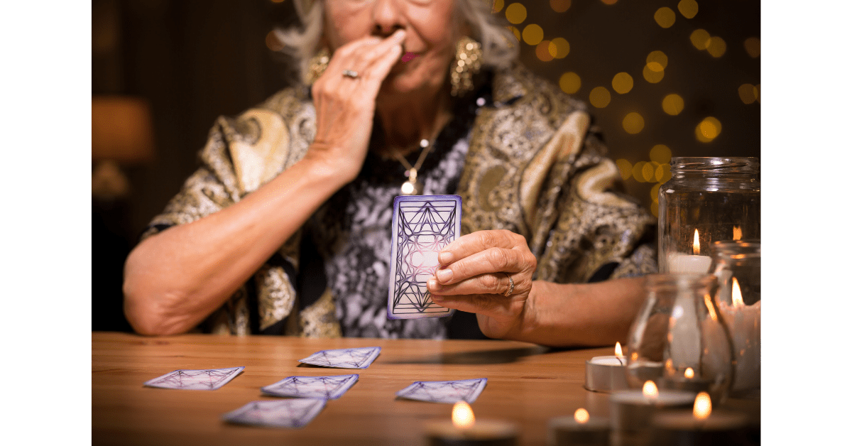 Cartomanti subito al telefono: tutto sul servizio senza attese